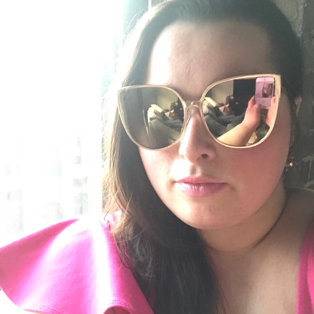 Meet your Posher, Ariana